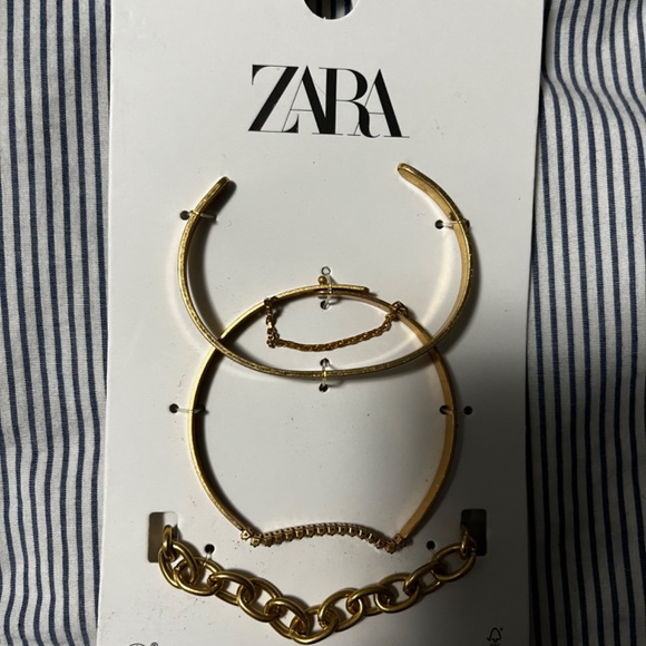 SOLD- Brand new Zara bracelet set - Picture 2 of 3